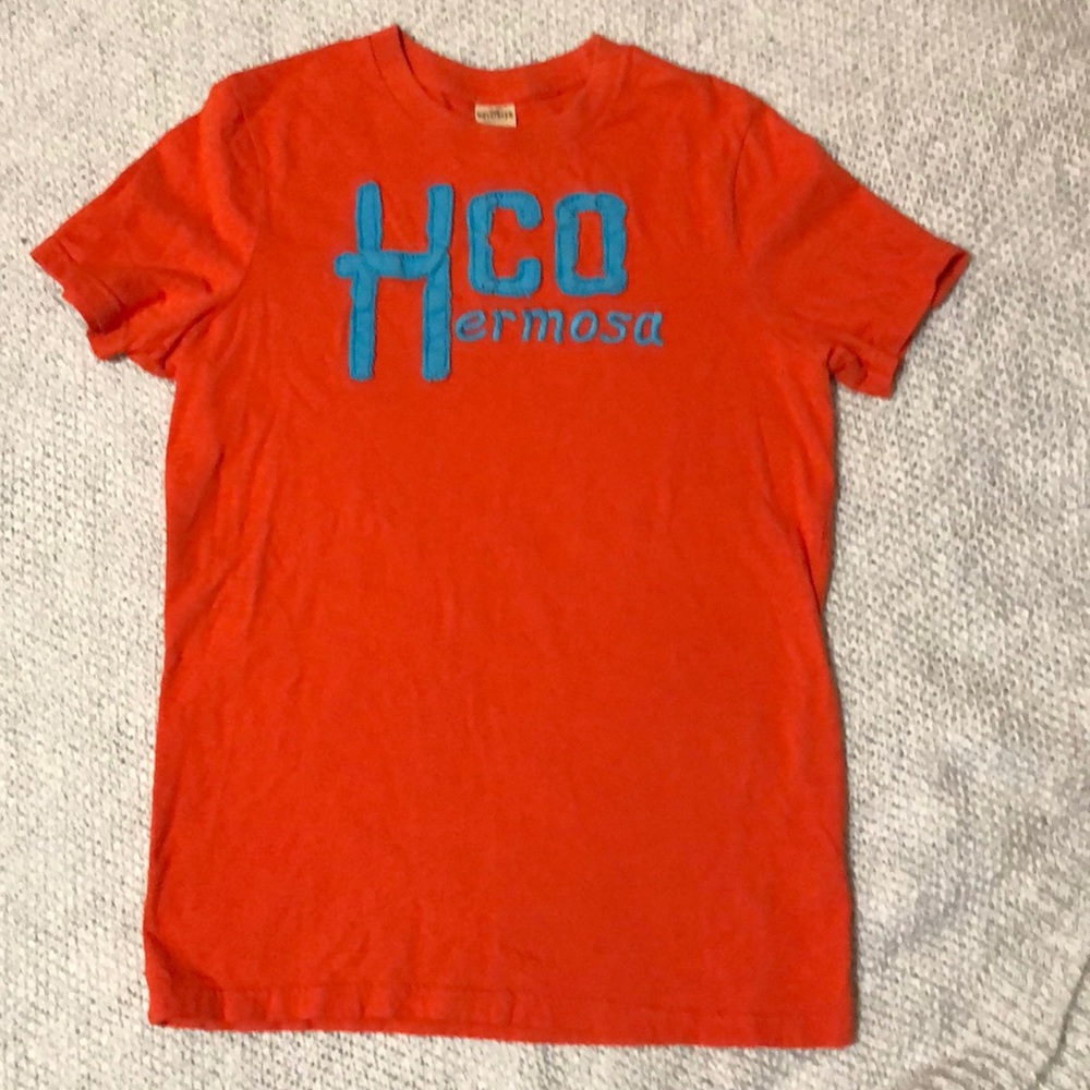 Hollister Tee